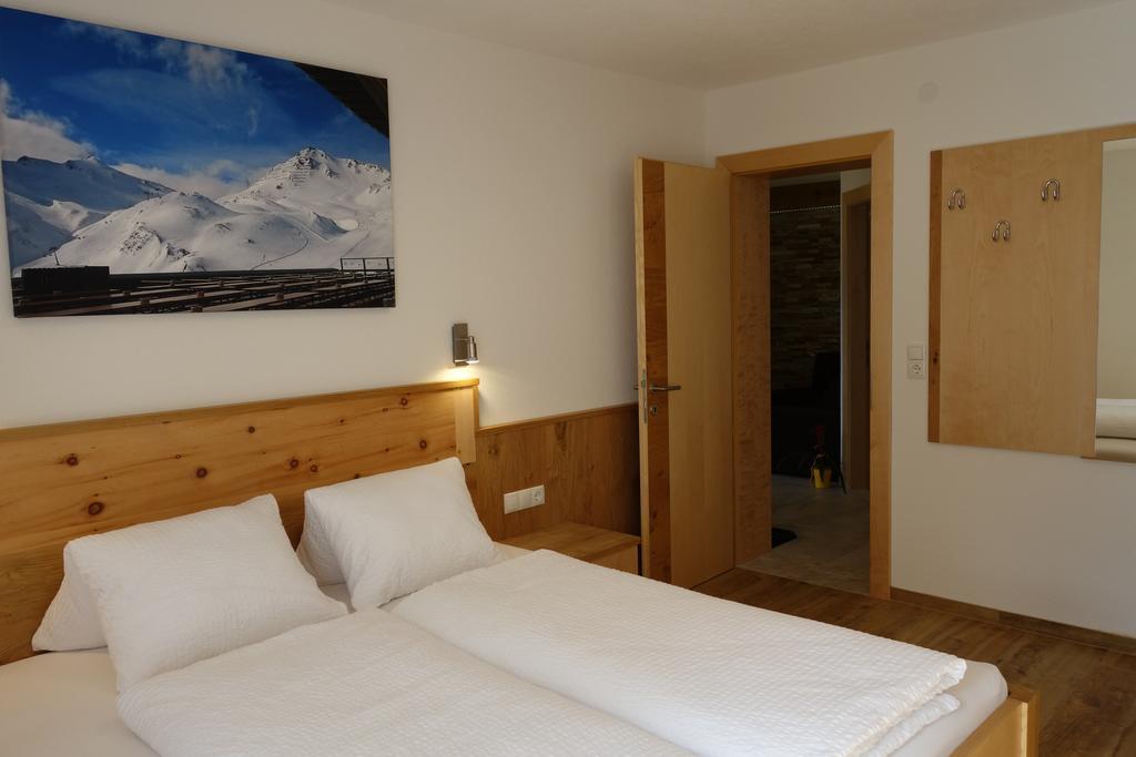 Landhaus Dangl Fliess Room photo